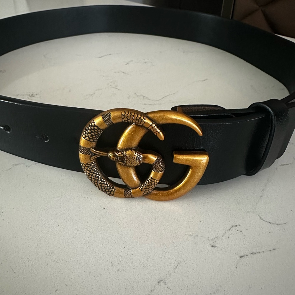 New Gucci Black Belt with Gold Snake Buckle